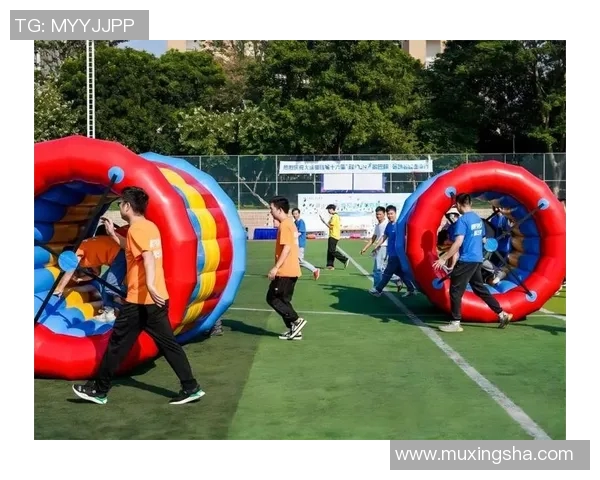 激情四溢的泳池争锋赛：挑战极限与突破自我，追逐速度与梦想的荣耀时刻